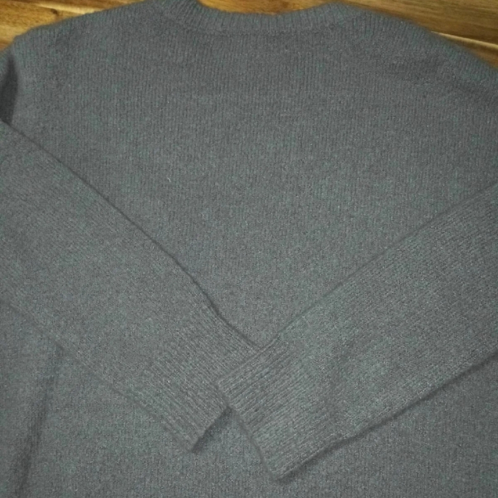 Sweater - Picture 2 of 3